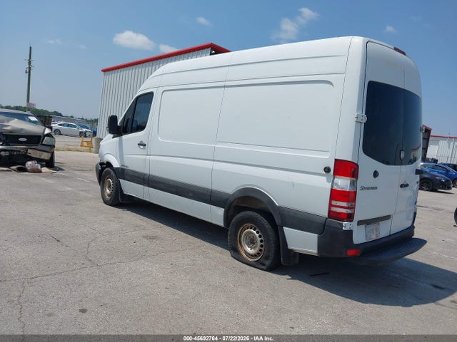 45692764 :رقم المزاد ، WD0PE745075195794 vin ، 2007 Dodge Sprinter Van 2500 مزاد بيع