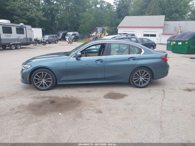 45692770 :رقم المزاد ، 3MW5R7J01L8B32341 vin ، 2020 Bmw 330i Xdrive مزاد بيع