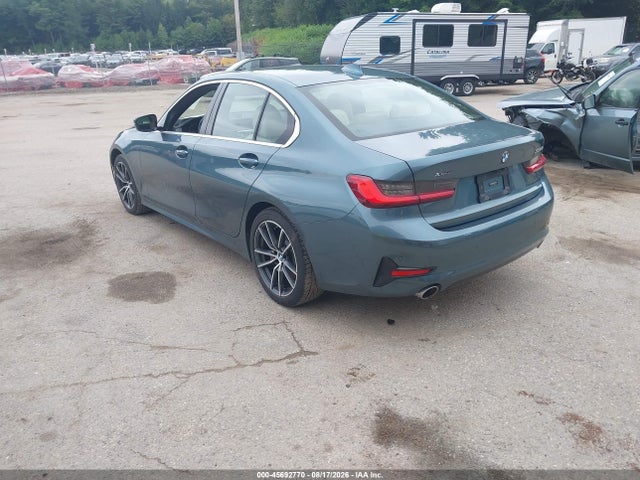 45692770 :رقم المزاد ، 3MW5R7J01L8B32341 vin ، 2020 Bmw 330i Xdrive مزاد بيع