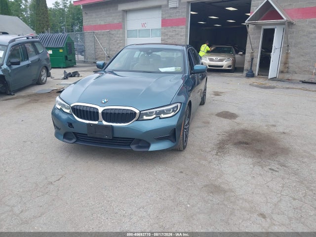 45692770 :رقم المزاد ، 3MW5R7J01L8B32341 vin ، 2020 Bmw 330i Xdrive مزاد بيع