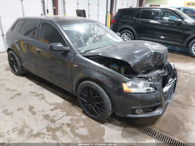45692773 :رقم المزاد ، WAUDFAFM6BA069172 vin ، 2011 Audi A3 2.0t Premium مزاد بيع
