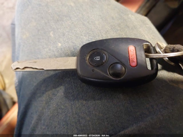 Продажа на аукционе авто 2007 Honda Fit Sport, vin: JHMGD37627S062074, номер лота: 45692822