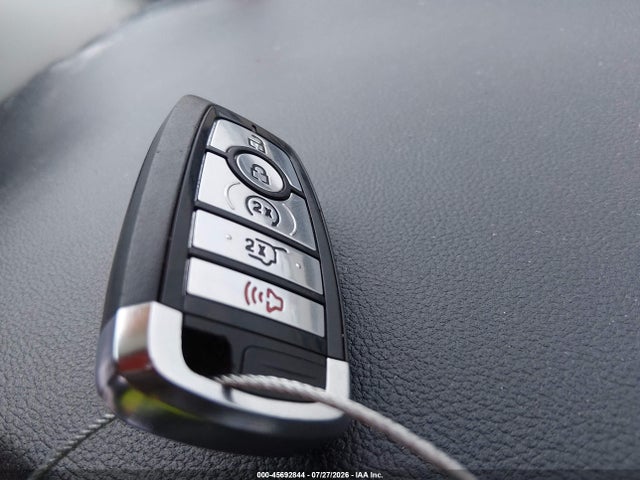 Продажа на аукционе авто 2025 Ford Explorer Platinum, vin: 1FMWK8HC3SGA93538, номер лота: 45692844