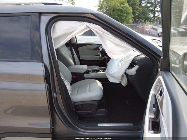 Продажа на аукционе авто 2025 Ford Explorer Platinum, vin: 1FMWK8HC3SGA93538, номер лота: 45692844