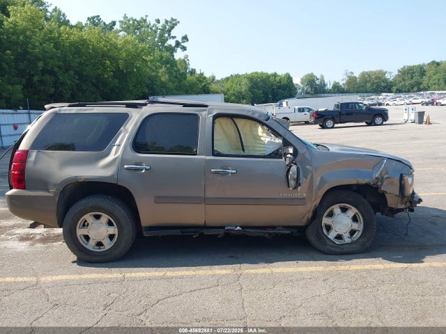 45692881 :رقم المزاد ، 1GNFK13007J275000 vin ، 2007 Chevrolet Tahoe Ltz مزاد بيع