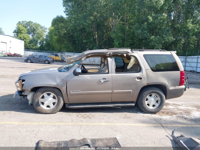 45692881 :رقم المزاد ، 1GNFK13007J275000 vin ، 2007 Chevrolet Tahoe Ltz مزاد بيع