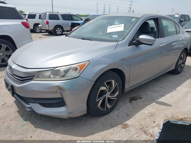 Honda ACCORD LX 2017 1HGCR2F39HA030136 Image 2