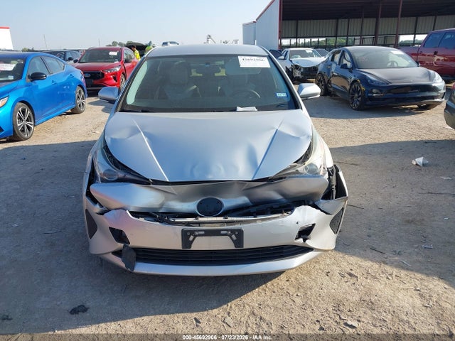 Продаж на аукціоні авто 2016 Toyota Prius Two, vin: JTDKBRFUXG3501682, номер лоту: 45692906