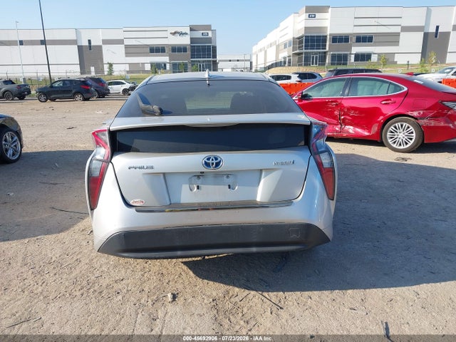 Продаж на аукціоні авто 2016 Toyota Prius Two, vin: JTDKBRFUXG3501682, номер лоту: 45692906