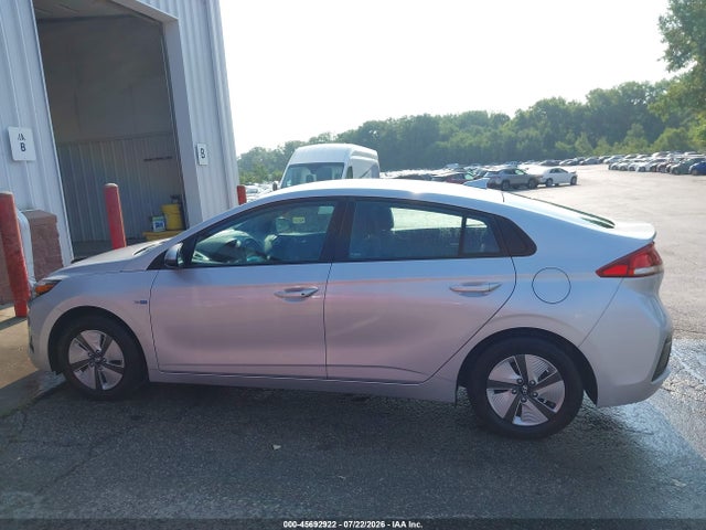 45692922 :رقم المزاد ، KMHC65LC1KU106804 vin ، 2019 Hyundai Ioniq Hybrid Blue مزاد بيع