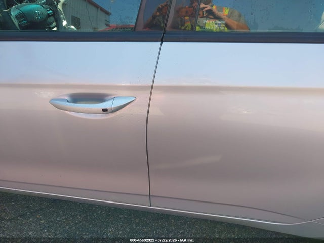 45692922 :رقم المزاد ، KMHC65LC1KU106804 vin ، 2019 Hyundai Ioniq Hybrid Blue مزاد بيع