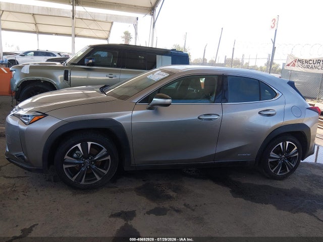 Lexus UX 250H 2019 JTHU9JBH1K2004029 Image 14