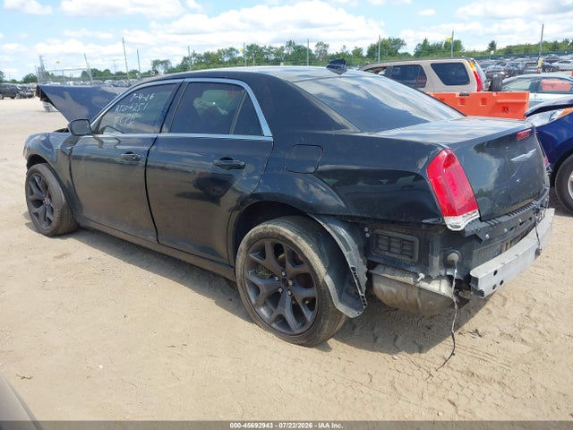 45692943 :رقم المزاد ، 2C3CCARG7HH518970 vin ، 2017 Chrysler 300 Limited Awd مزاد بيع