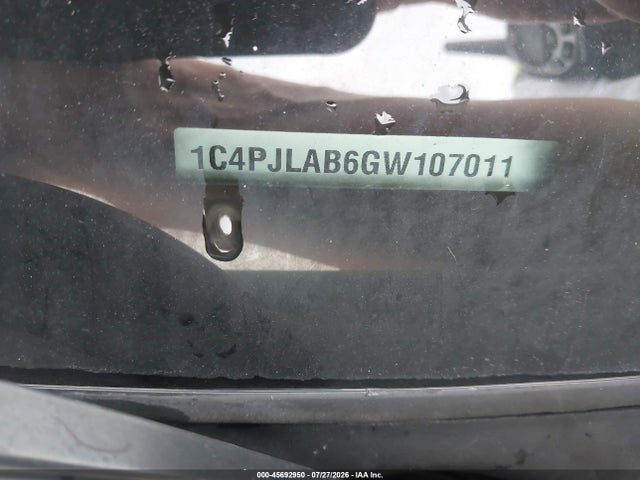1C4PJLAB6GW107011 Jeep Cherokee Sport