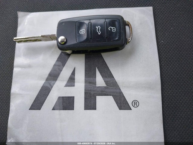 Продаж на аукціоні авто 2016 Volkswagen Jetta 1.8t Sport, vin: 3VWD17AJ4GM327939, номер лоту: 45692974