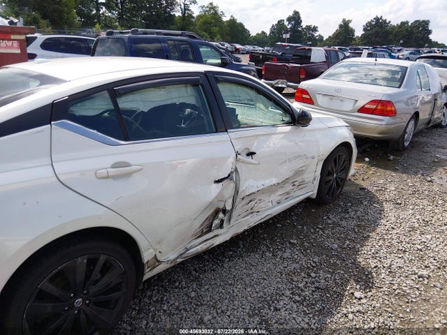 45693032 :رقم المزاد ، 1N4BL4CW6NN398273 vin ، 2022 Nissan Altima Sr Intelligent Awd مزاد بيع