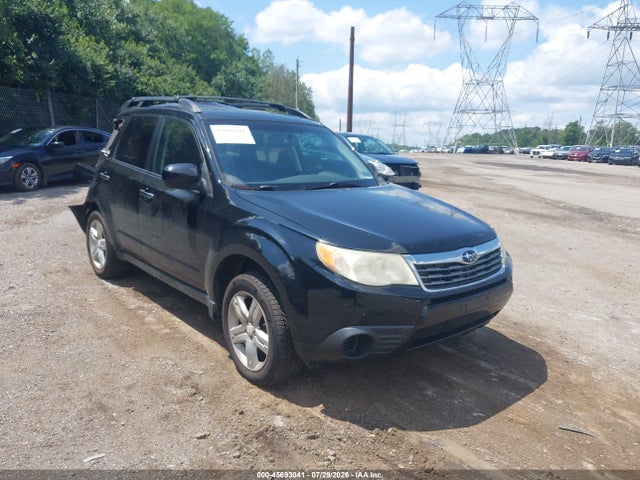 Auction sale of the 2010 Subaru Forester 2.5x Premium, vin: JF2SH6CC5AH700899, lot number: 45693041