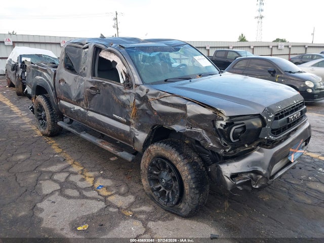 Продаж на аукціоні авто 2015 Toyota Tacoma Base V6, vin: 5TFLU4EN5FX111236, номер лоту: 45693048