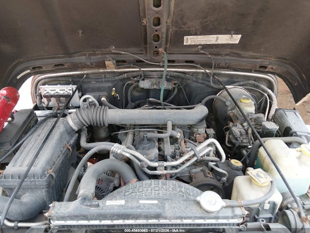 Продажа на аукционе авто 2001 Jeep Wrangler Sport, vin: 1J4FA49S51P352383, номер лота: 45693063