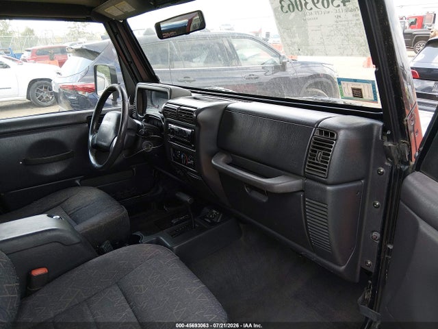 Продажа на аукционе авто 2001 Jeep Wrangler Sport, vin: 1J4FA49S51P352383, номер лота: 45693063