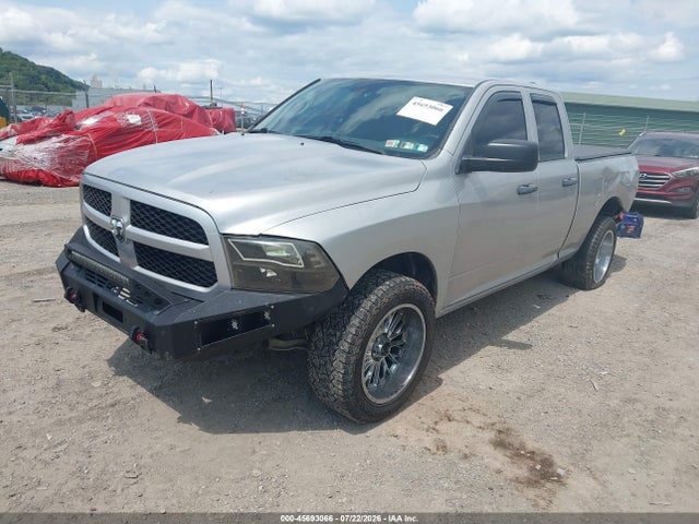 Продажа на аукционе авто 2017 Ram 1500 Express  4x4 6'4 Box, vin: 1C6RR7FT5HS581882, номер лота: 45693066