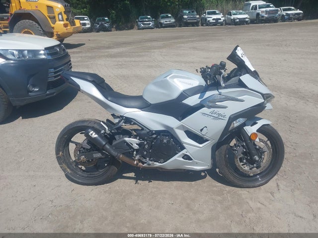 Kawasaki EX500 2025 ML5EXGG17SDA70130 Image 13