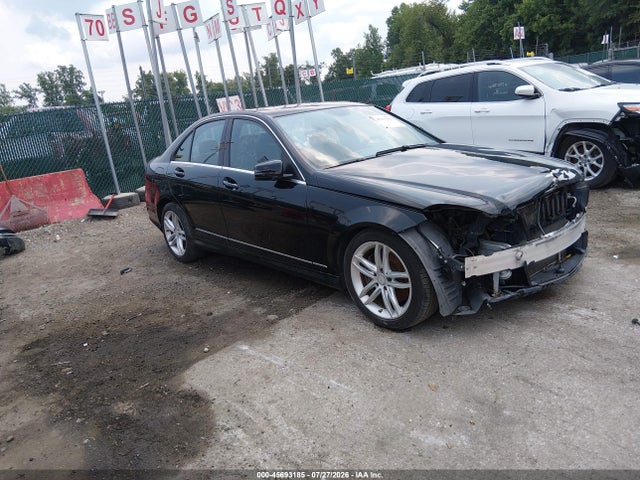 45693185 :رقم المزاد ، WDDGF8AB7DR278316 vin ، 2013 Mercedes-benz C 300 Luxury 4matic/sport 4matic مزاد بيع