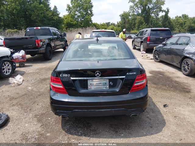 45693185 :رقم المزاد ، WDDGF8AB7DR278316 vin ، 2013 Mercedes-benz C 300 Luxury 4matic/sport 4matic مزاد بيع