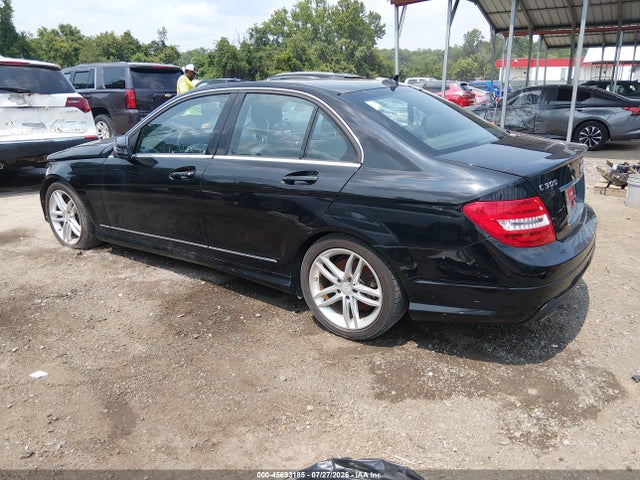 45693185 :رقم المزاد ، WDDGF8AB7DR278316 vin ، 2013 Mercedes-benz C 300 Luxury 4matic/sport 4matic مزاد بيع