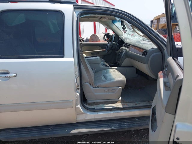 Продажа на аукционе авто 2011 Gmc Yukon Xl 1500 Slt, vin: 1GKS2KE34BR296807, номер лота: 45693201