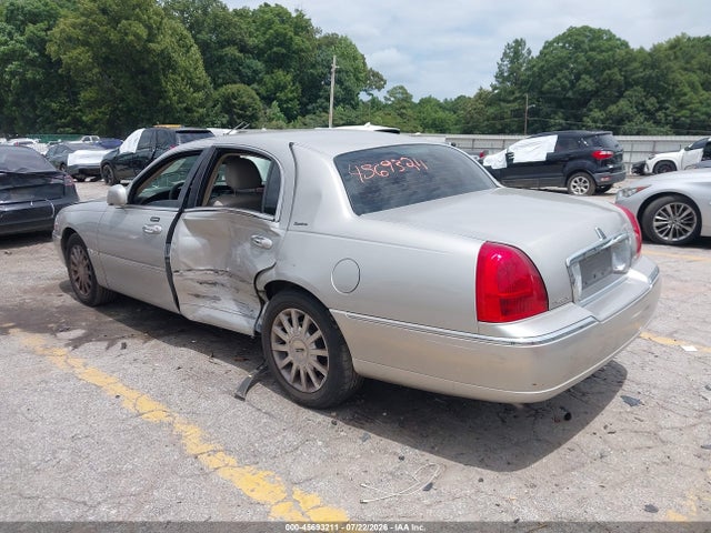 Продаж на аукціоні авто 2006 Lincoln Town Car Signature, vin: 1LNHM81W86Y603941, номер лоту: 45693211