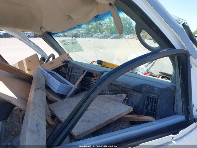45693216 :رقم المزاد ، 1GBHG31C891177576 vin ، 2009 Chevrolet Express Cutaway Work Van مزاد بيع