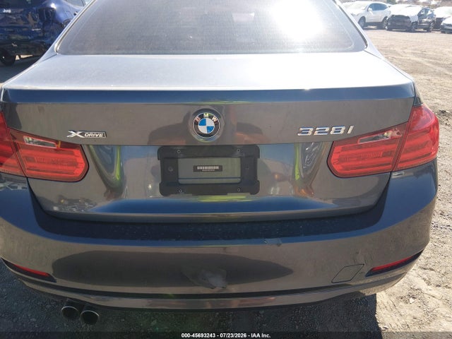 BMW 328i Xdrive 2014 WBA3B3C58EF545185 Image 16