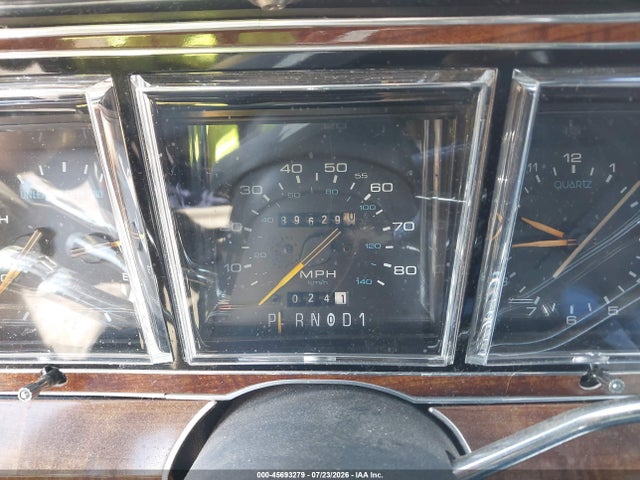 Продаж на аукціоні авто 1989 Lincoln Town Car Signature, vin: 1LNBM82F2KY636416, номер лоту: 45693279