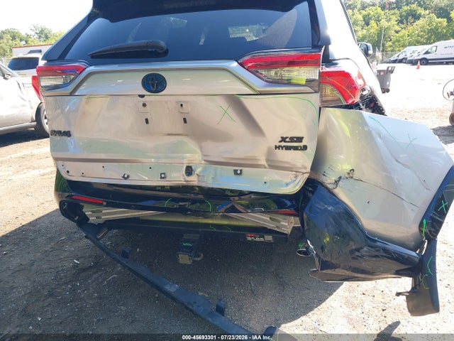 45693301 :رقم المزاد ، 4T3E6RFV8MU040467 vin ، 2021 Toyota Rav4 Hybrid Xse مزاد بيع