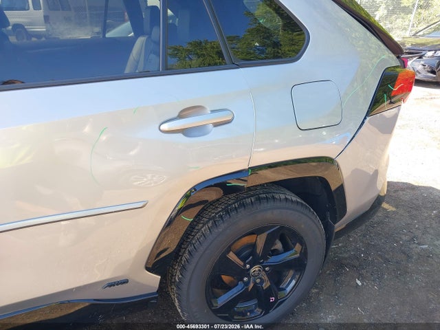 45693301 :رقم المزاد ، 4T3E6RFV8MU040467 vin ، 2021 Toyota Rav4 Hybrid Xse مزاد بيع
