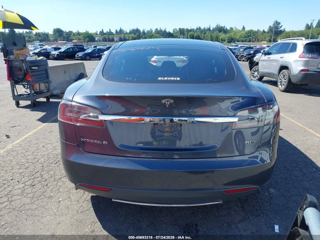2016 Tesla Model S 60d/70d/75d/85d/90d მანქანა იყიდება აუქციონზე, vin: 5YJSA1E21GF133917, აუქციონის ნომერი: 45693318