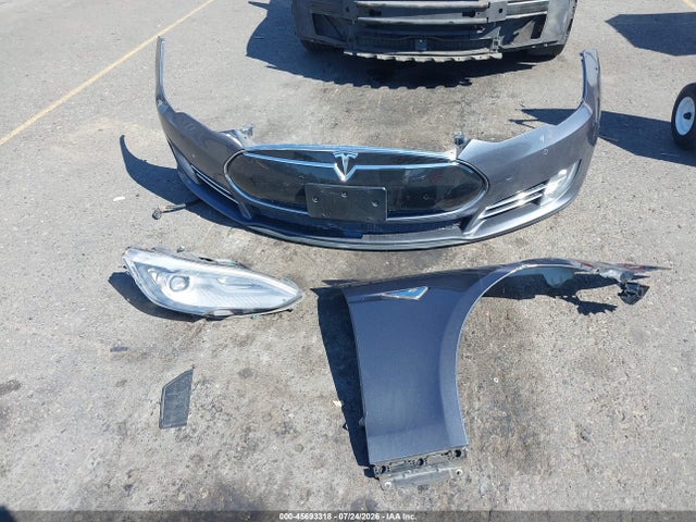 2016 Tesla Model S 60d/70d/75d/85d/90d მანქანა იყიდება აუქციონზე, vin: 5YJSA1E21GF133917, აუქციონის ნომერი: 45693318