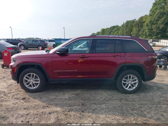45693351 :رقم المزاد ، 1C4RJGAG0PC567052 vin ، 2023 Jeep Grand Cherokee Laredo 4x2 مزاد بيع
