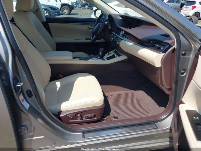 2018 Lexus Es 350 მანქანა იყიდება აუქციონზე, vin: 58ABK1GG6JU111257, აუქციონის ნომერი: 45693352