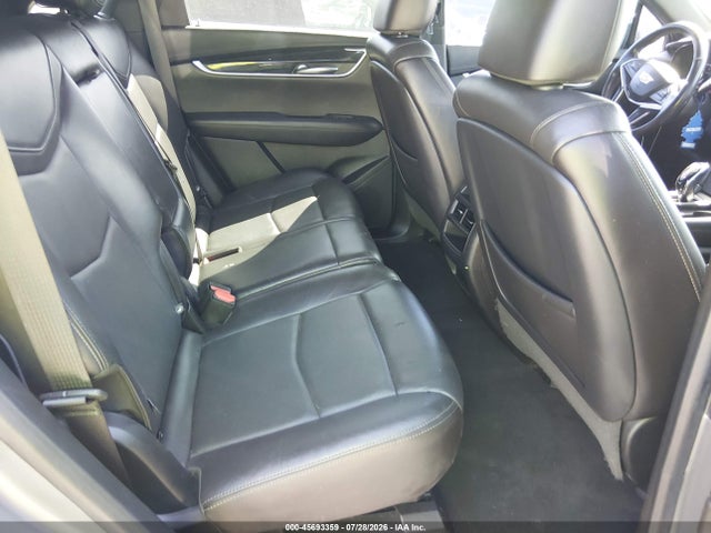 45693359 :رقم المزاد ، 1GYKNCRS2LZ141050 vin ، 2020 Cadillac Xt5 Fwd Premium Luxury مزاد بيع