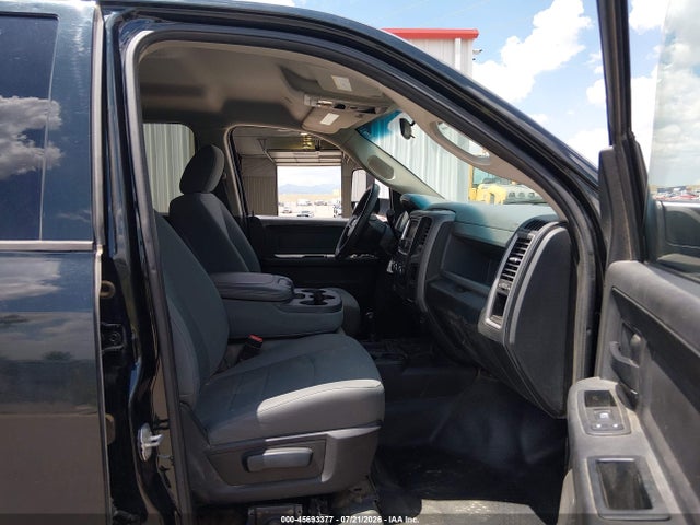 Продаж на аукціоні авто 2017 Ram 3500 Tradesman  4x4 8' Box, vin: 3C63R3GL4HG718993, номер лоту: 45693377