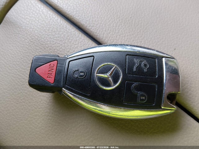 45693388 :رقم المزاد ، WDDHF8HBXBA483554 vin ، 2011 Mercedes-benz E 350 4matic مزاد بيع