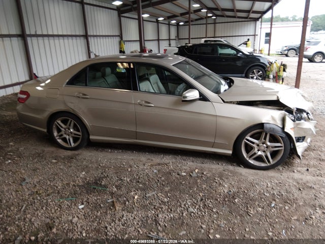 45693388 :رقم المزاد ، WDDHF8HBXBA483554 vin ، 2011 Mercedes-benz E 350 4matic مزاد بيع
