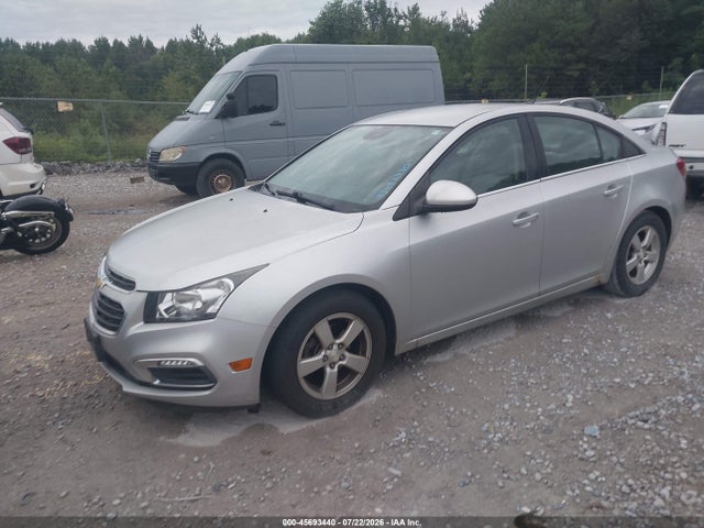 1G1PC5SB8F7230640 Chevrolet Cruze 1lt Auto