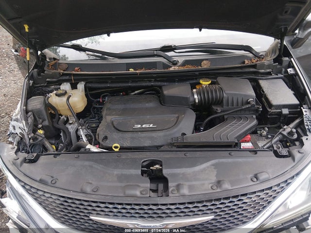 Aukcja sprzedaży 2017 Chrysler Pacifica Touring-l Plus, vin: 2C4RC1EG5HR511747, numer aukcji: 45693485