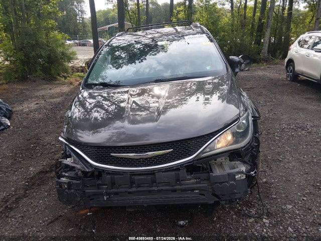 Aukcja sprzedaży 2017 Chrysler Pacifica Touring-l Plus, vin: 2C4RC1EG5HR511747, numer aukcji: 45693485