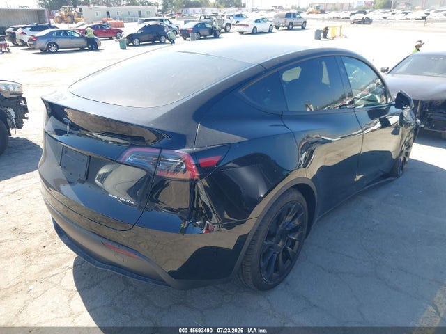 Продажа на аукционе авто 2025 Tesla Model Y Long Range Dual Motor All-wheel Drive, vin: 7SAYGDEE6SF299530, номер лота: 45693490