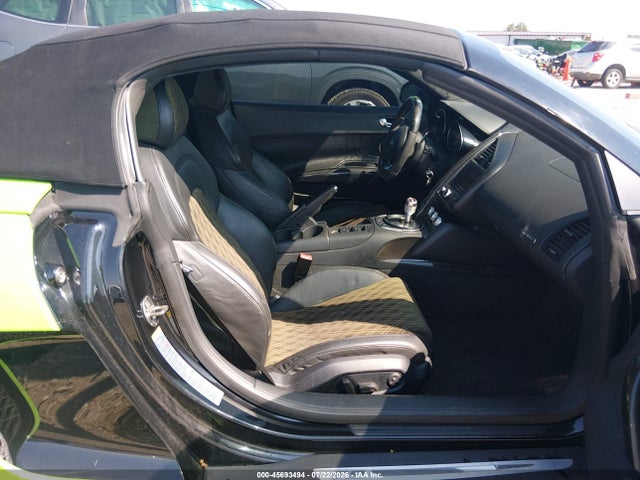 2011 Audi R8 5.2 მანქანა იყიდება აუქციონზე, vin: WUAVNAFG1BN001331, აუქციონის ნომერი: 45693494