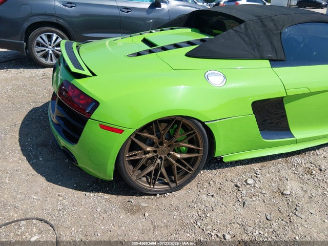 2011 Audi R8 5.2 მანქანა იყიდება აუქციონზე, vin: WUAVNAFG1BN001331, აუქციონის ნომერი: 45693494